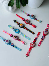 Analog spinning light watch