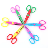 ZIG ZAG MULTICOLOUR SCISSOR SET