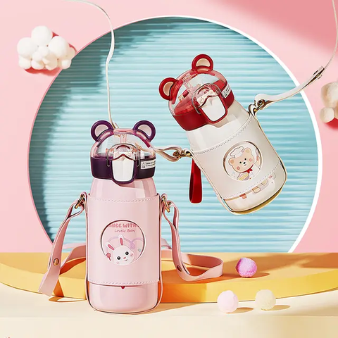 Stainless Steel Water Bottle for Kids, Hot and Cold Water Bottle 530 ML, Cute Water Bottle With Straw, Leather Cover and Strap 