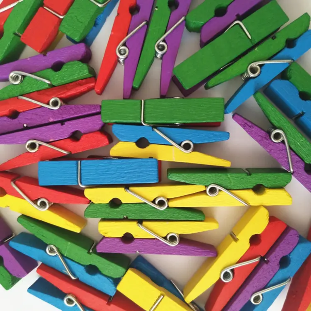 Colorful Mini Clips Mini wooden colorful decorative clips set of 50pcs – DK Toyz