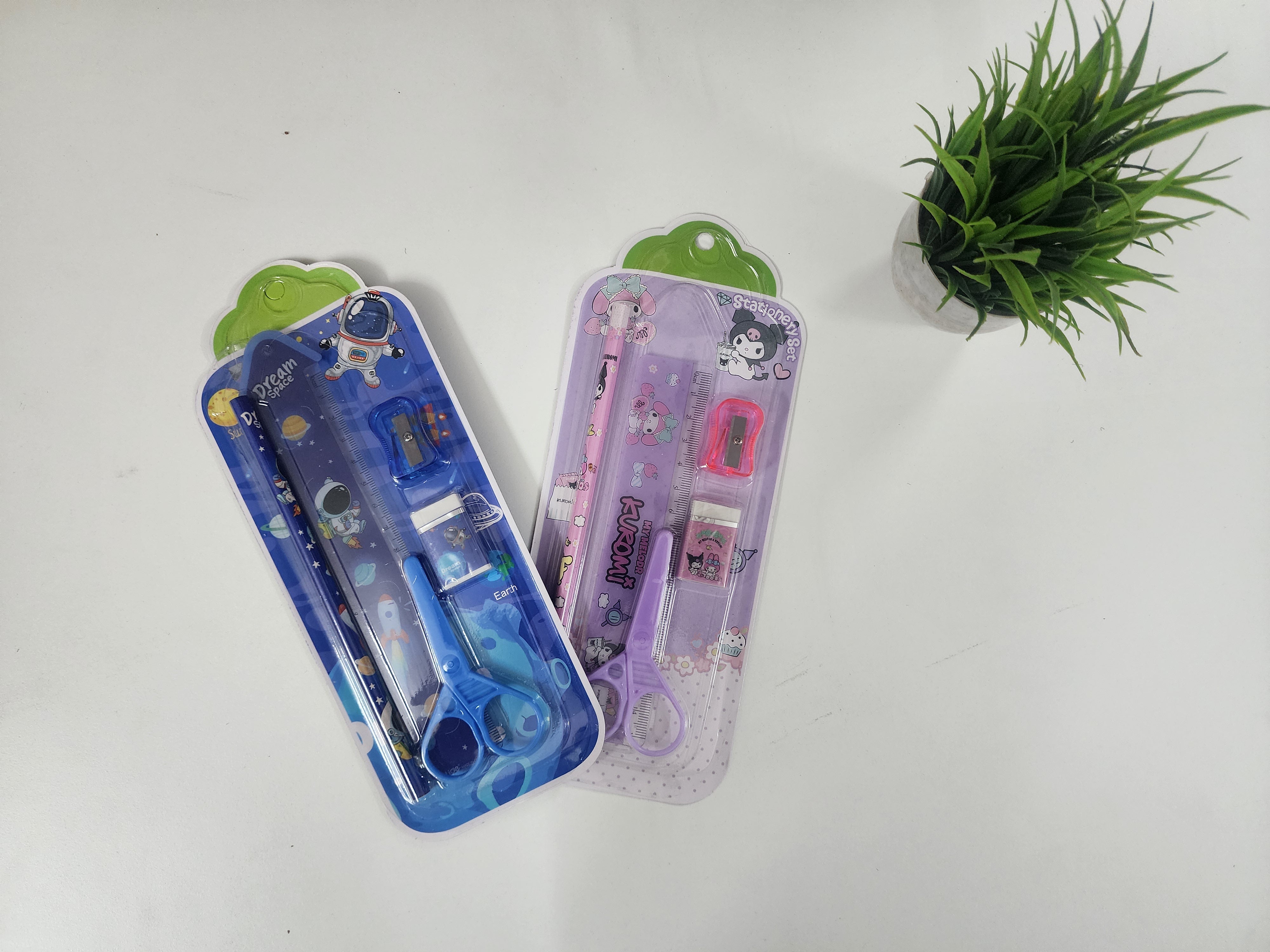 Scissor Pencil Set