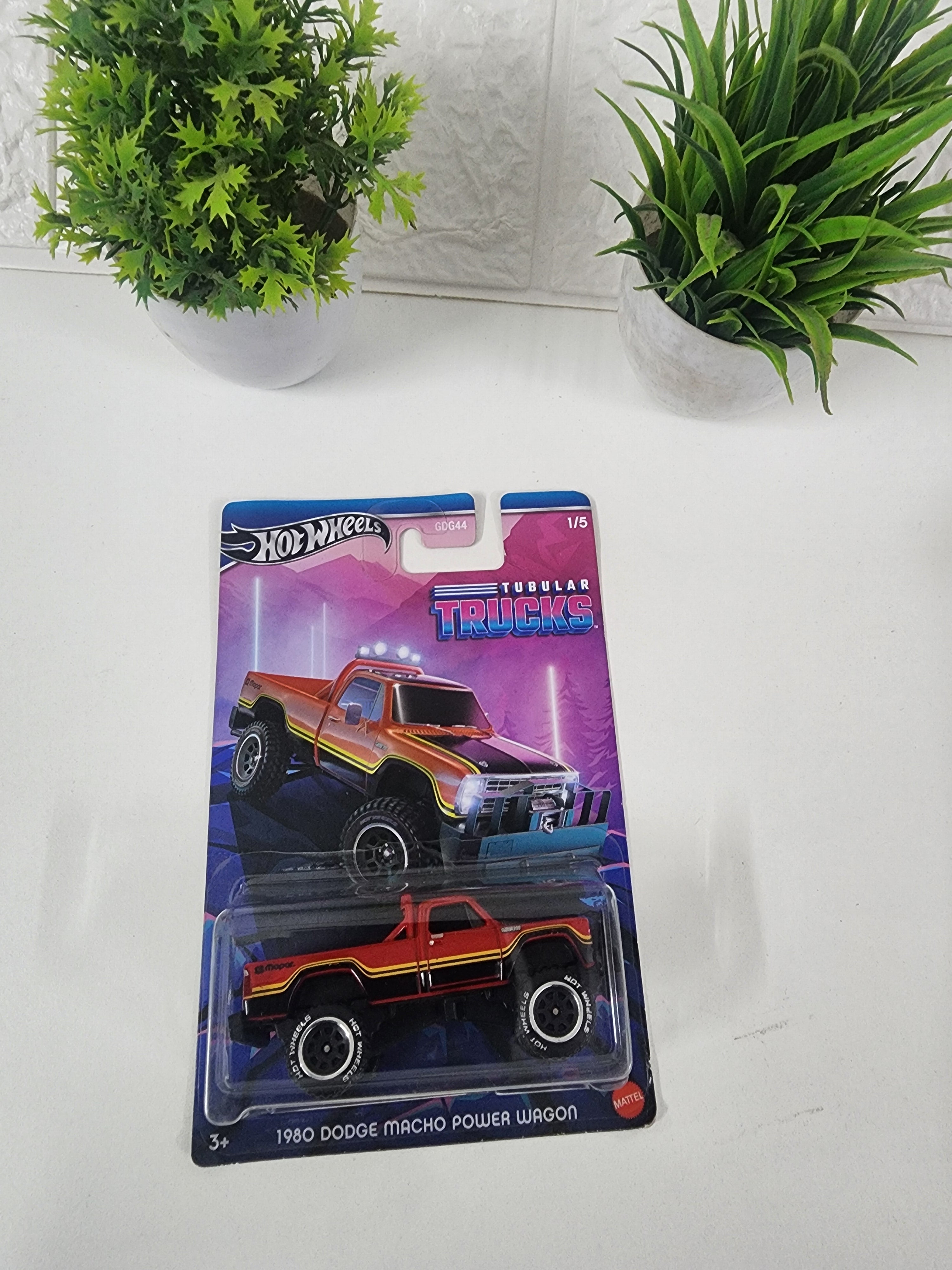 Tubular Truck Hot Wheels