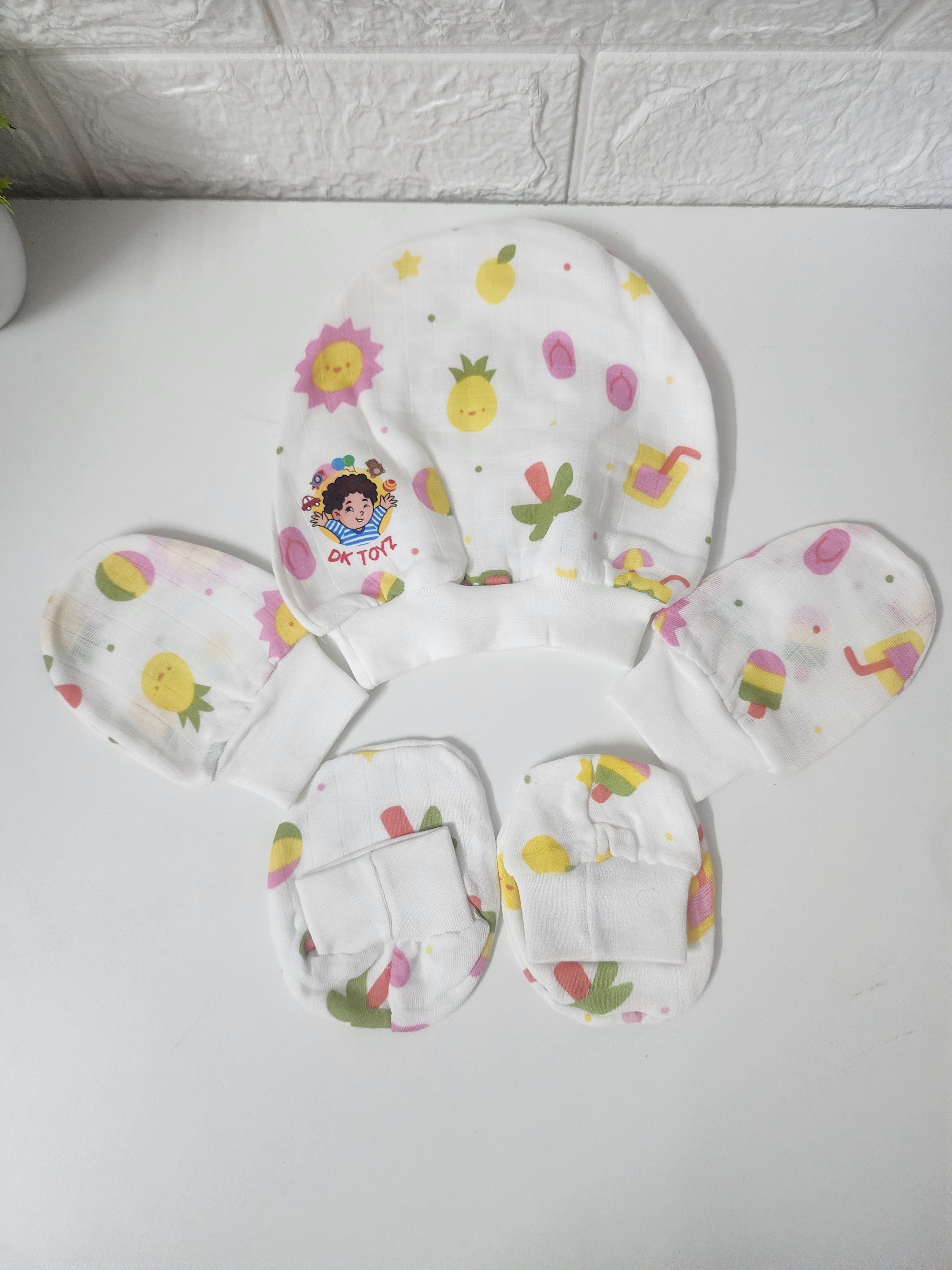 Cap Mitten Socks set