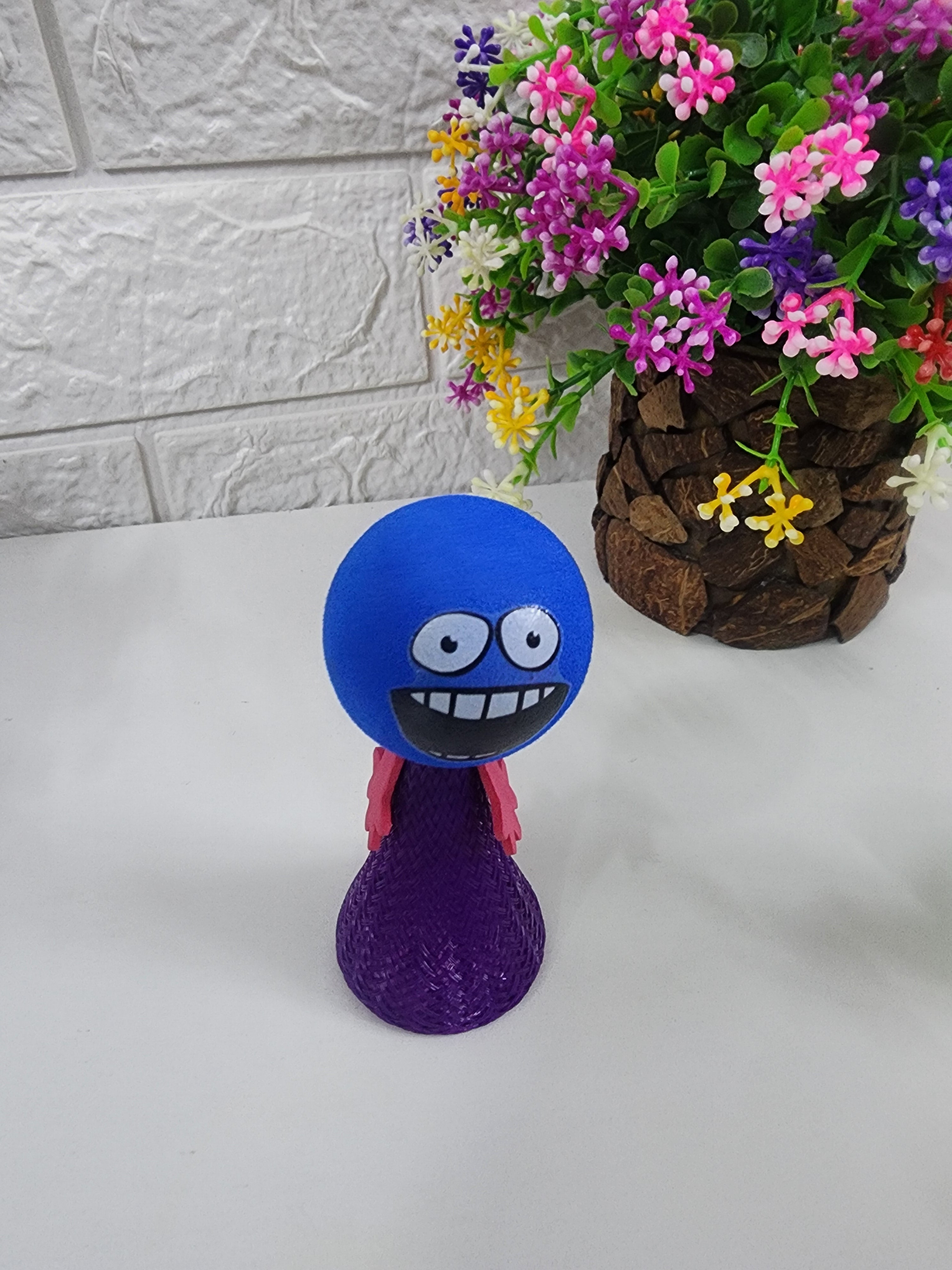 Funny Bounce Elf Toy