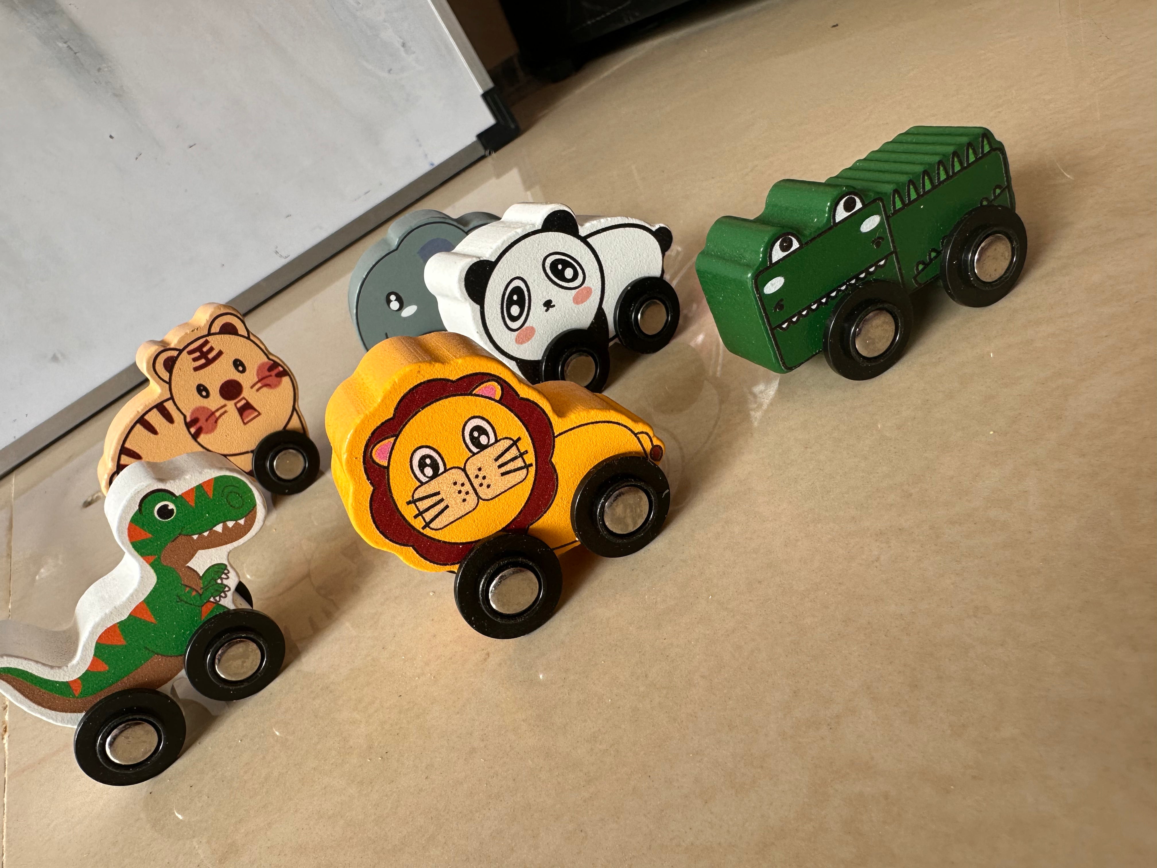 Pull Along Animal Vehicle (set of 6)