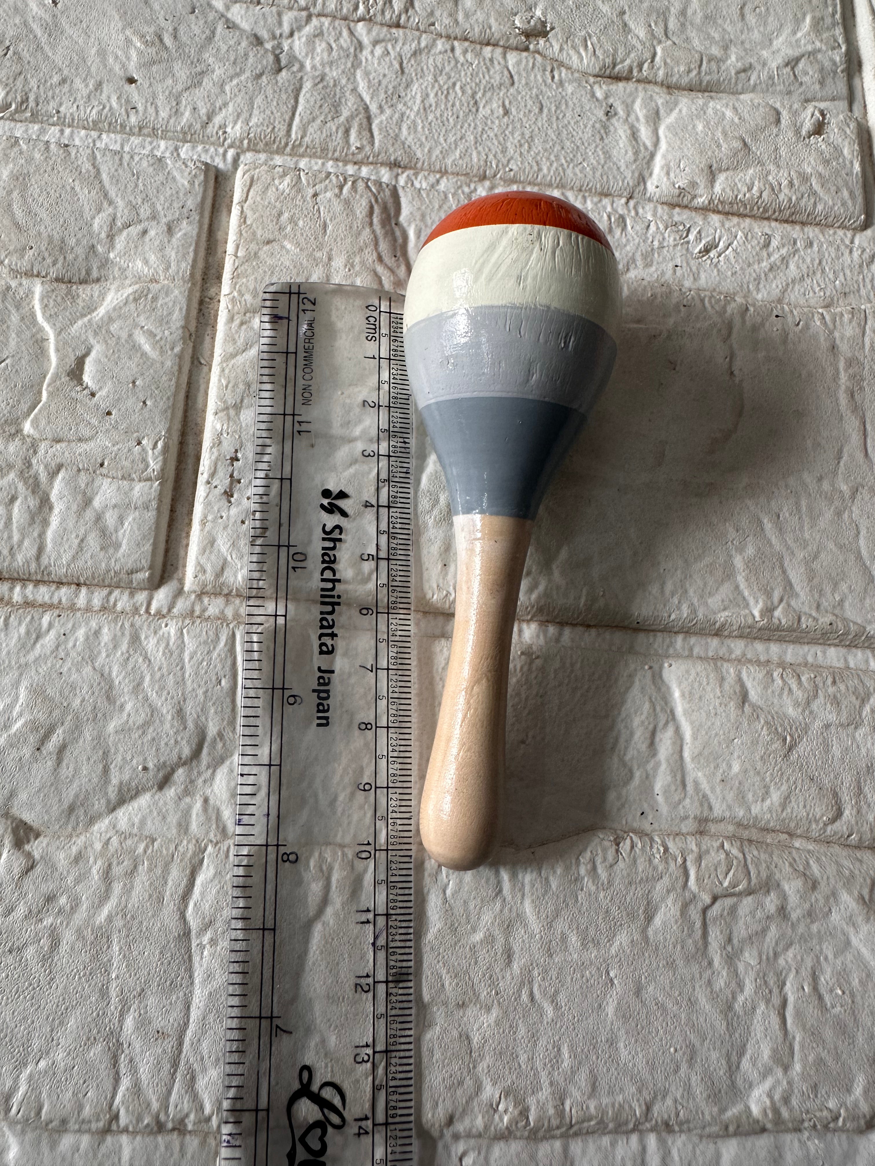 Wooden shaker rattle for babies (small)