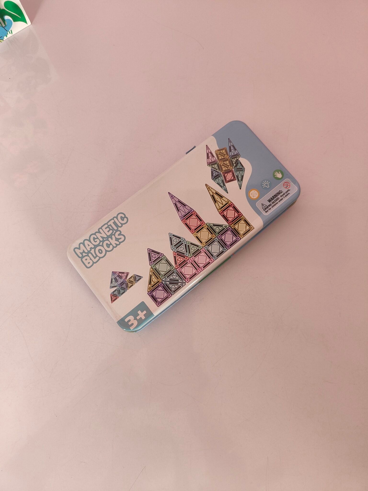 Mini Magnetic Tiles (42 pieces )