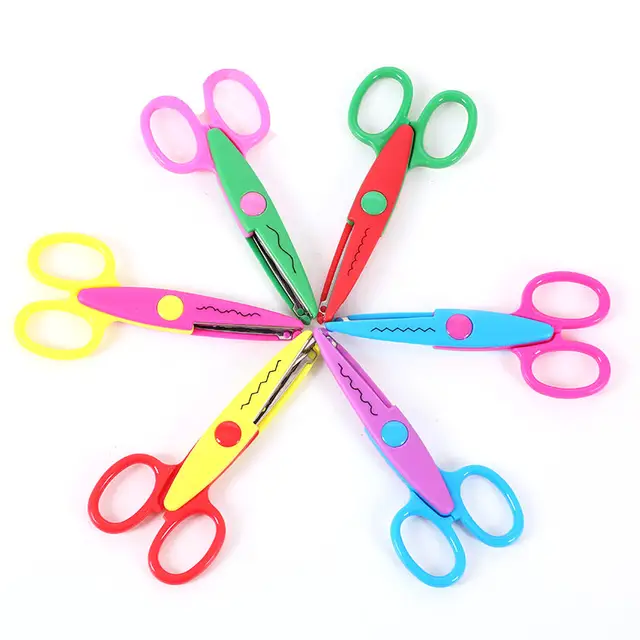 ZIG ZAG MULTICOLOUR SCISSOR SET 